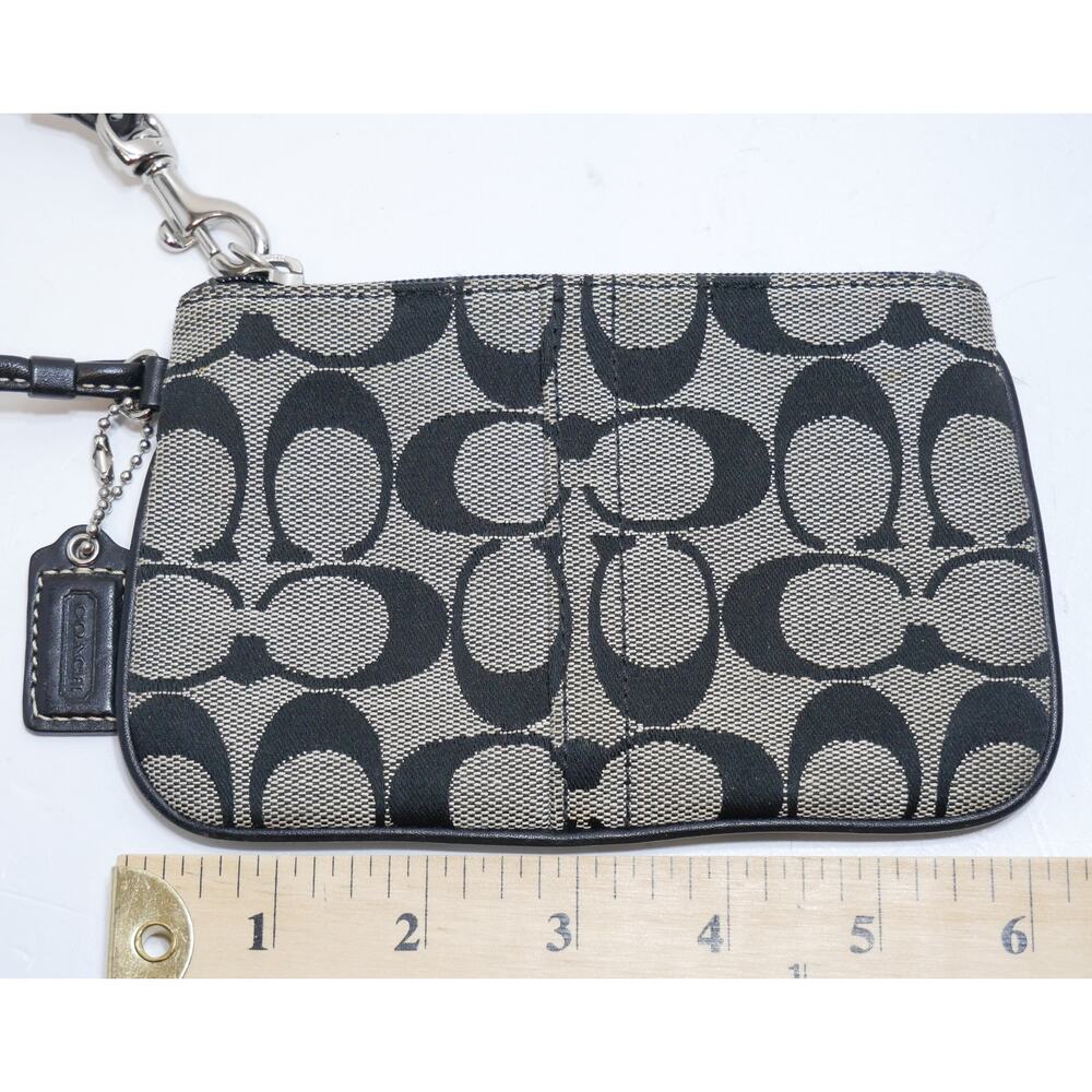 COACH VINTAGE SIGNATURE SMALL ACCESSORY POUCH ZIP WRISTLET CANVAS BLACK GREY - Picture 9 of 10